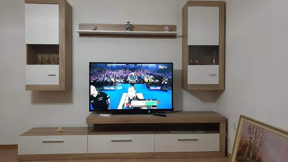 Apartment Valcane Pula 0*,