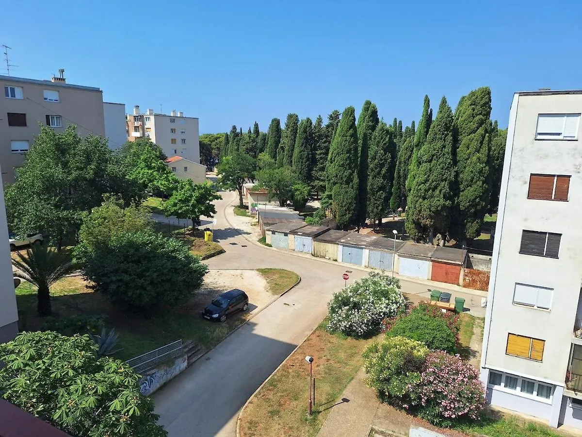 Apartment Valcane Pula
