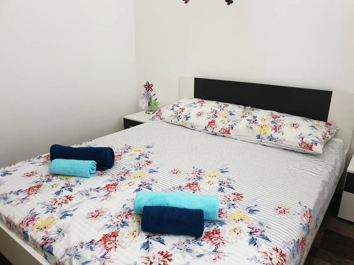 Apartment Valcane Pula