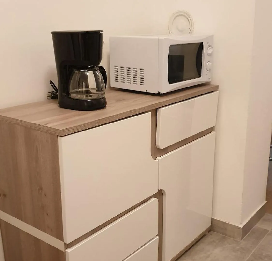 Apartment Valcane Pola 0*,  Croazia
